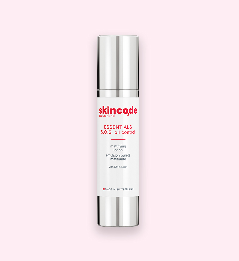 Nhũ tương cân bằng dầu, giảm mụn Skincode Essentials S.O.S Oil Control Mattifying Lotion 50ml – MS 1702