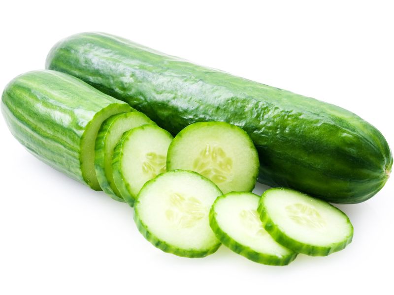 Cách làm trắng da trong 1 đêm với dưa chuột