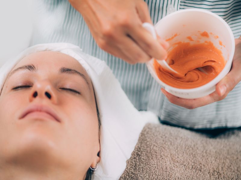 Cách làm kem lột trắng da tại nhà