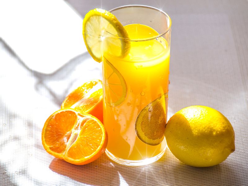 Cách làm trắng da bằng cam