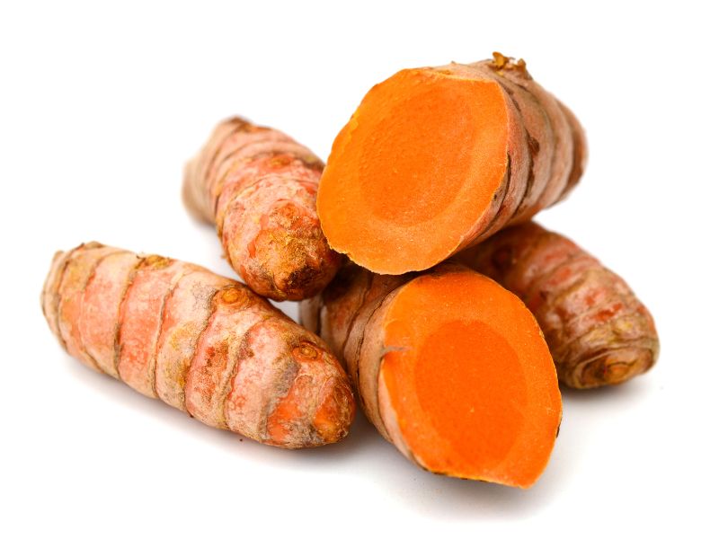 cách làm trắng da bằng nghệ ngâm rượu