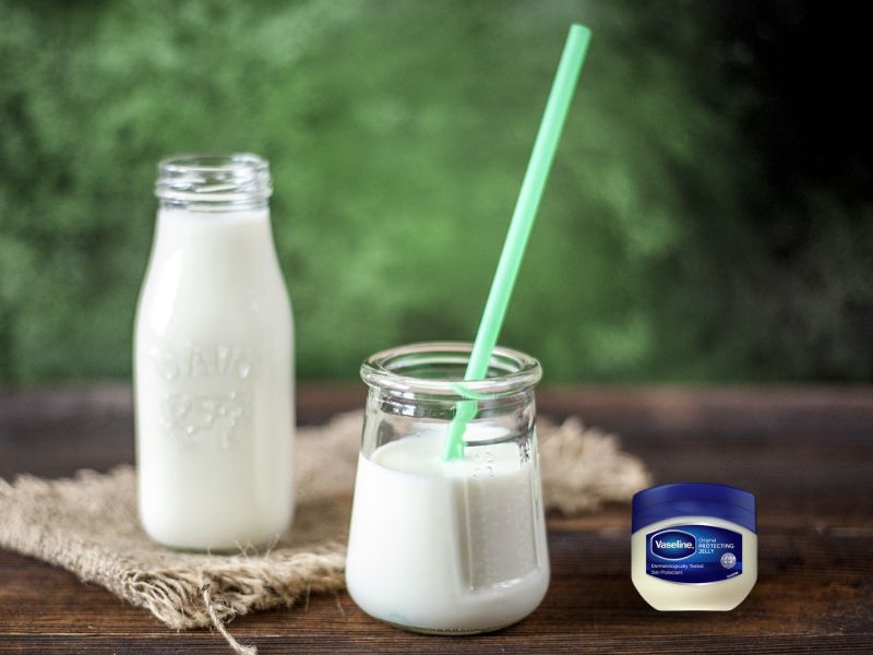 Trộn vaseline với sữa chua giúp trắng da