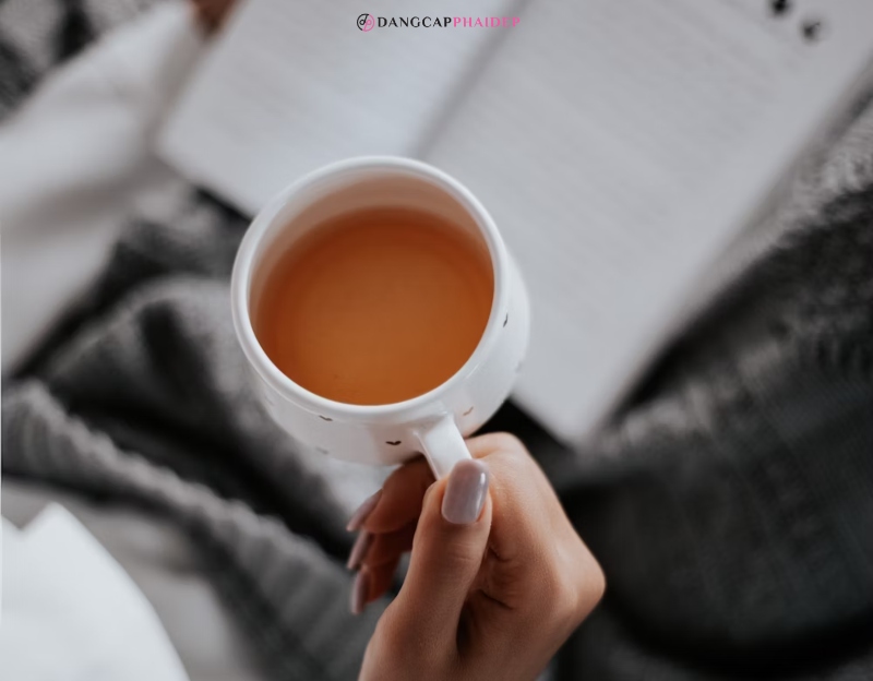 Collagen được cho là có thể làm trắng da bằng cách giảm sản xuất melanin. 