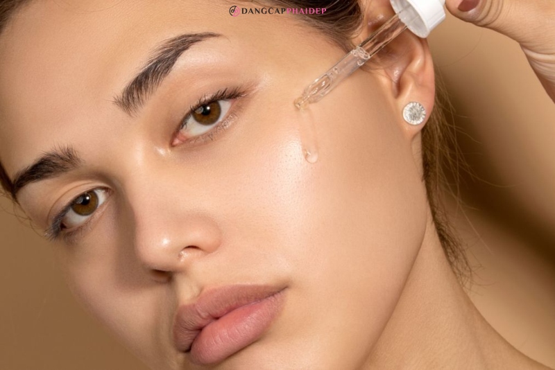 Collagen tươi giúp phục hồi làn da tươi trẻ.