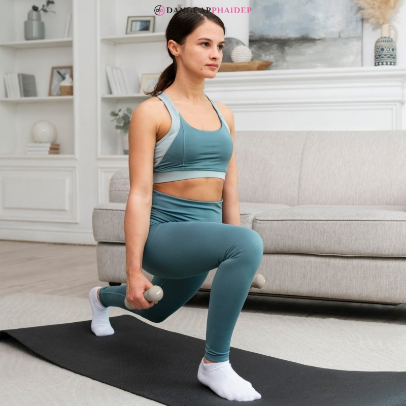 Tập thể dục thường xuyên để cải thiện lưu lượng máu đến da.