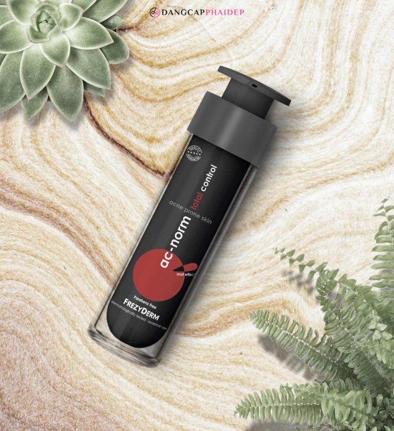 Frezyderm Ac-Norm Total Control Cream thích hợp với da mụn.