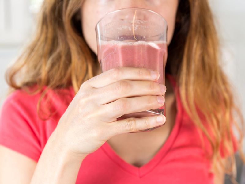 Collagen dạng nước là loại collagen tốt cho phụ nữ tuổi 40