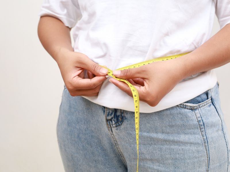 Giảm cân quá nhanh và đột ngột cũng khiến da dễ chảy xệ