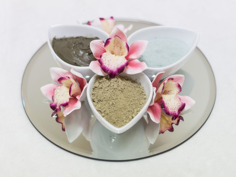 tắm bùn khoáng có làm trắng da không