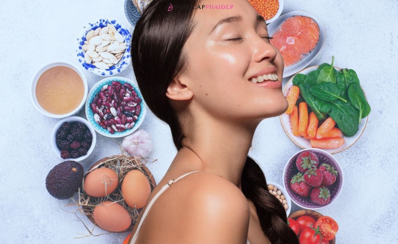 Bổ sung collagen trong chế độ ăn hằng ngày giúp da tươi trẻ hơn.