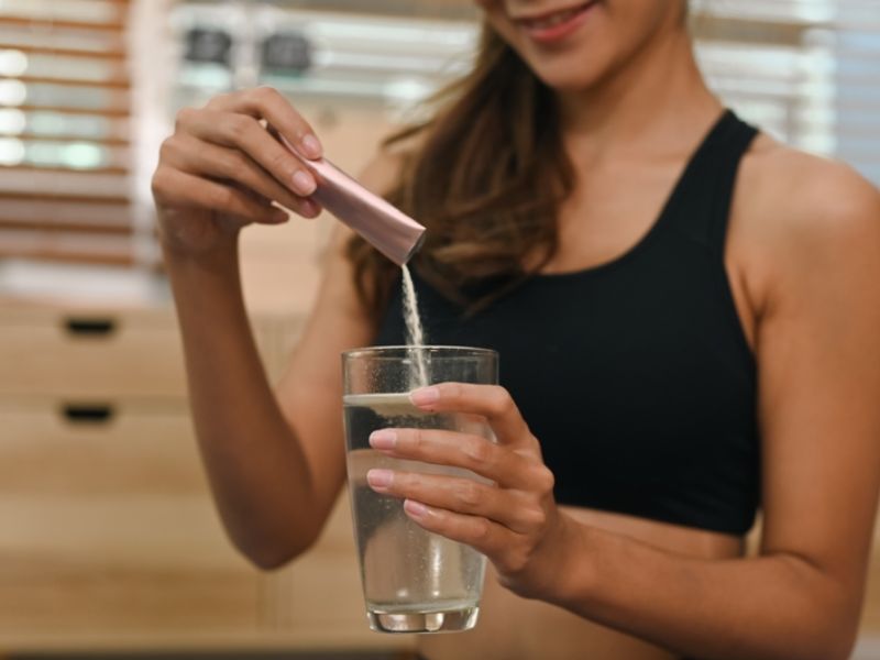 Uống collagen có nóng không? Hướng dẫn uống collagen đúng cách