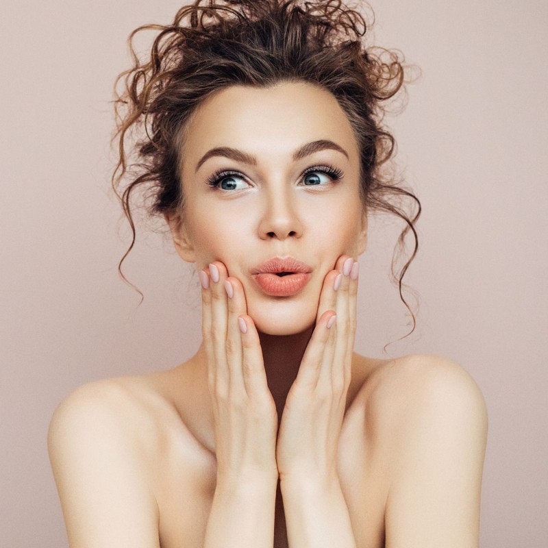 NMN mang lại nhiều công dụng tuyệt vời cho cả làn da lẫn sức khỏe.