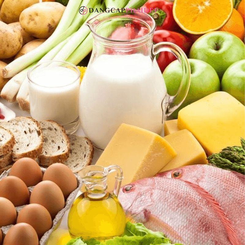 Chế độ ăn uống đóng vai trò quan trọng, giúp da chống nắng hiệu quả hơn.